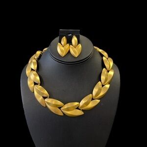 Vintage Givenchy Haute Couture Gold Tone Leaf Choker Necklace Earrings Set
